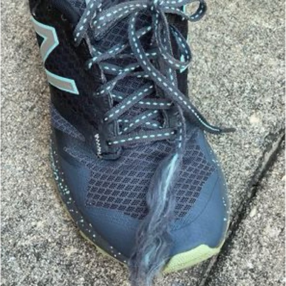 Womens New Balance Trail Shoes Size 6 - Picture 6 of 6